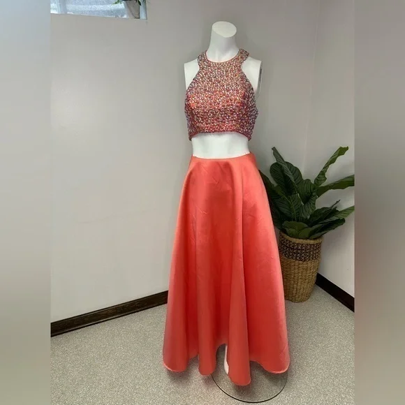 Faviana Coral 2 piece Prom Dress with Maxi‎ Skirt sz 2 - Picture 10 of 17